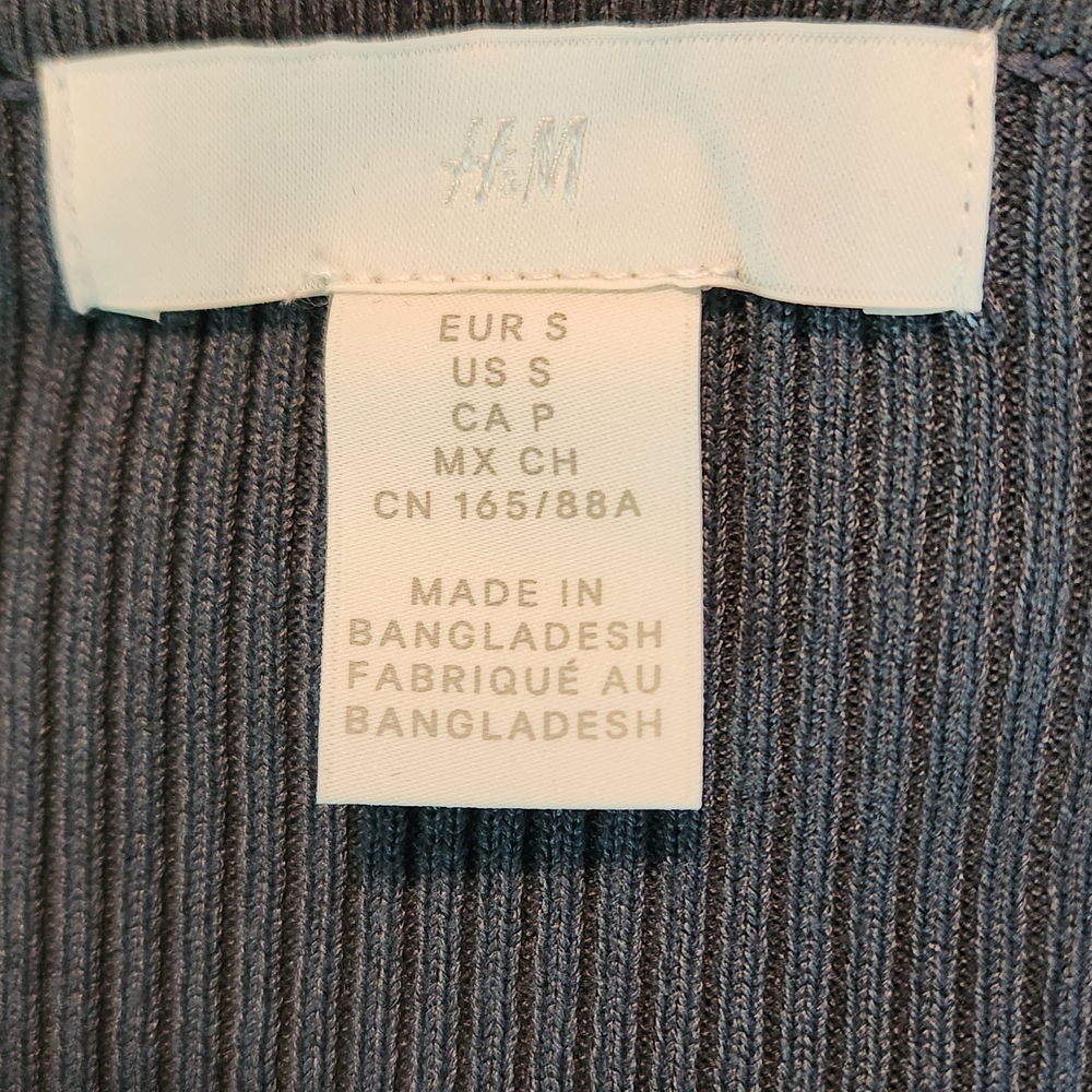 H&M Blue Ribbed Button-Down Top - Picture 3 of 4